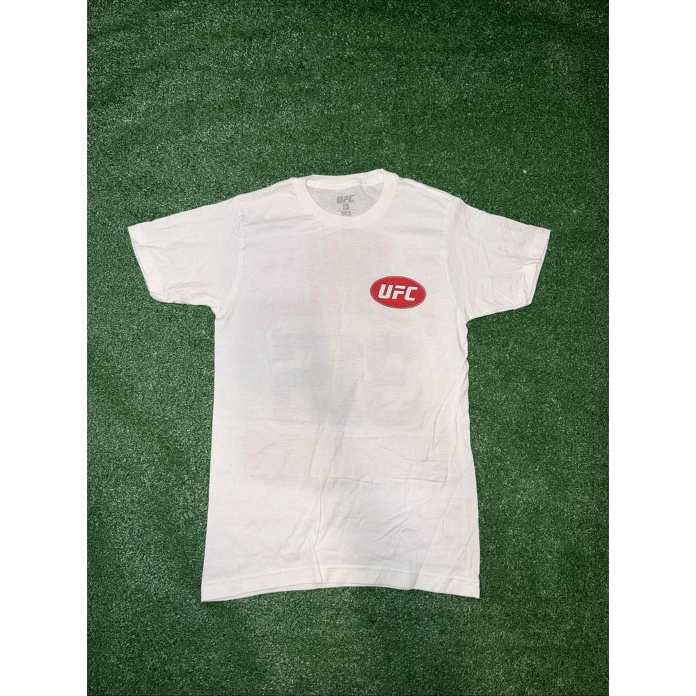 UFC Ultimate Fighting Championship Mens Shirt Souvenir‎ Montreal Quebec NWOT Sml